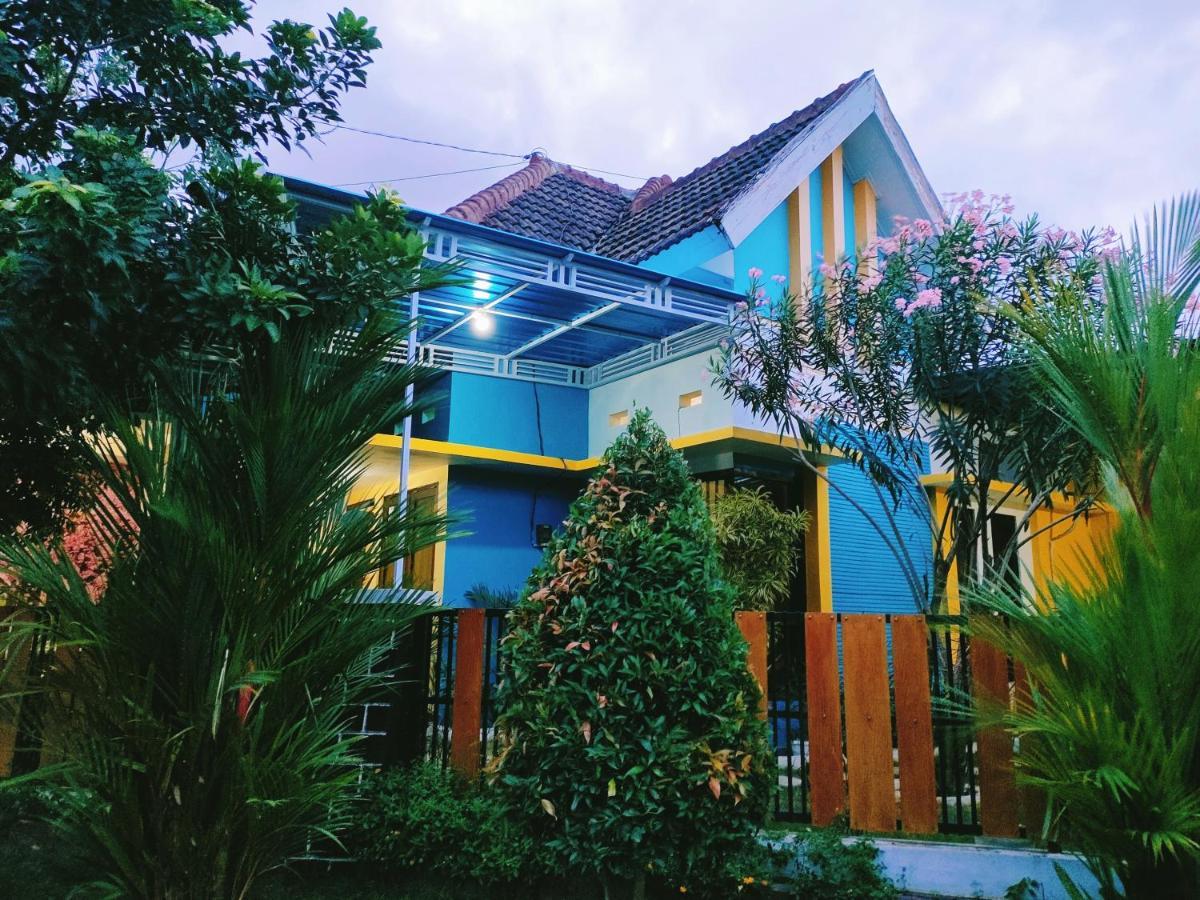 Omah Mendut Homestay Banyuwangi  Ngoại thất bức ảnh